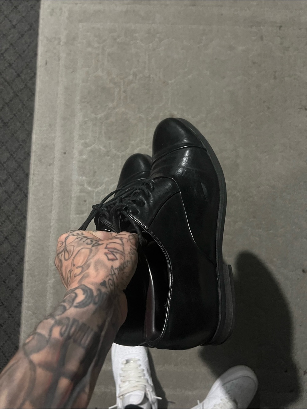 Kenneth Cole Black Leather Lace-Up Dress Oxfords